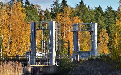 Vintrin veneportti makean veden altaan ja meren väliseen veneliikenteeseen